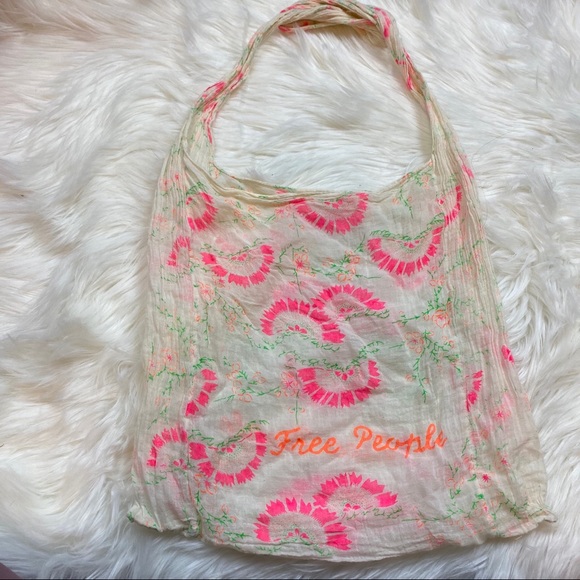 Free People Cream & Pink Floral Cheesecloth Reusable Boho Tote Bag - Picture 11 of 12